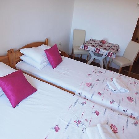 Apartments And Rooms With Parking Space Orebic, Peljesac - 10191 Rom bilde